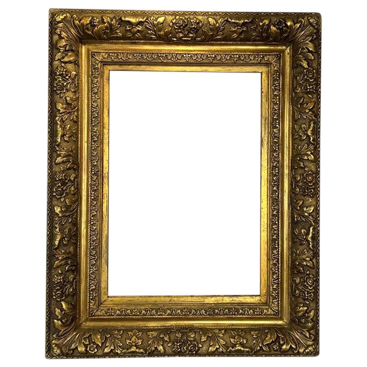 ANTIQUE WOODEN AND GOLD STUCCO FRAME FOR PAINTING 45 cm x 31 cm