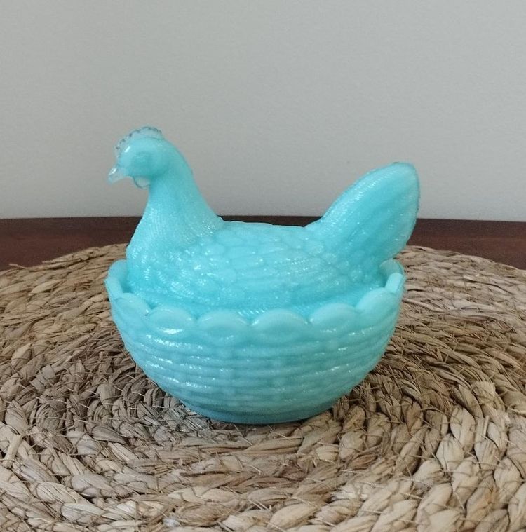 Portieux Crystal - candy box - sugar bowl in the shape of a hen in blue opaline