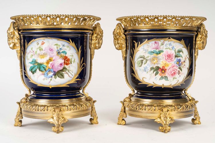 Pair of porcelain and gilt bronze planters, late 19th century