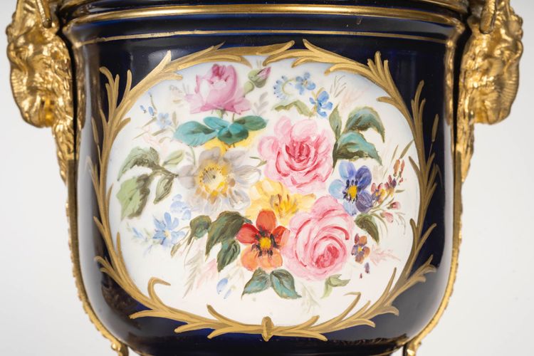Pair of porcelain and gilt bronze planters, late 19th century