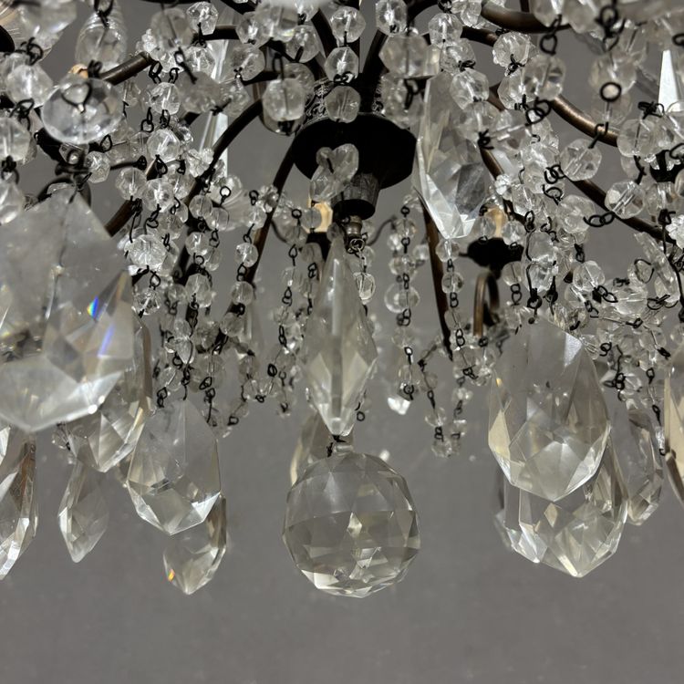 Antico Lampadario Liberty con pendenti