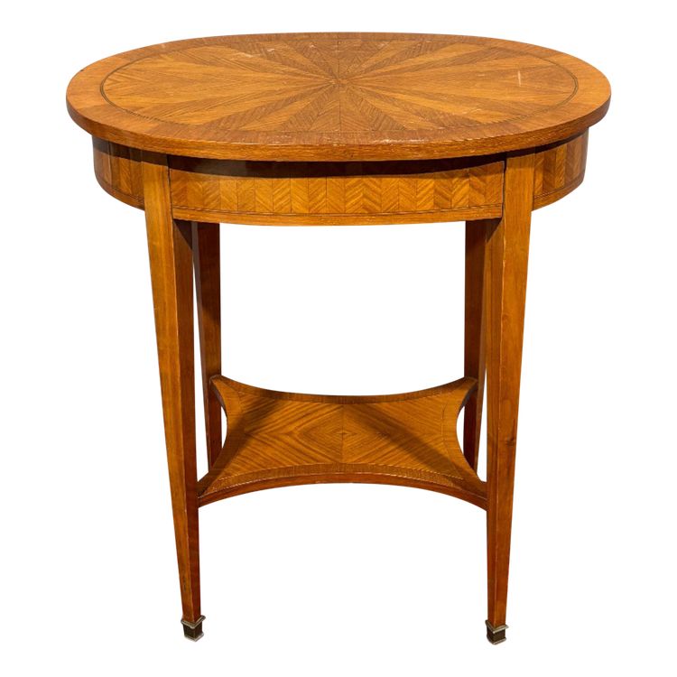 Élégante table basse en bois fruitier incrusté