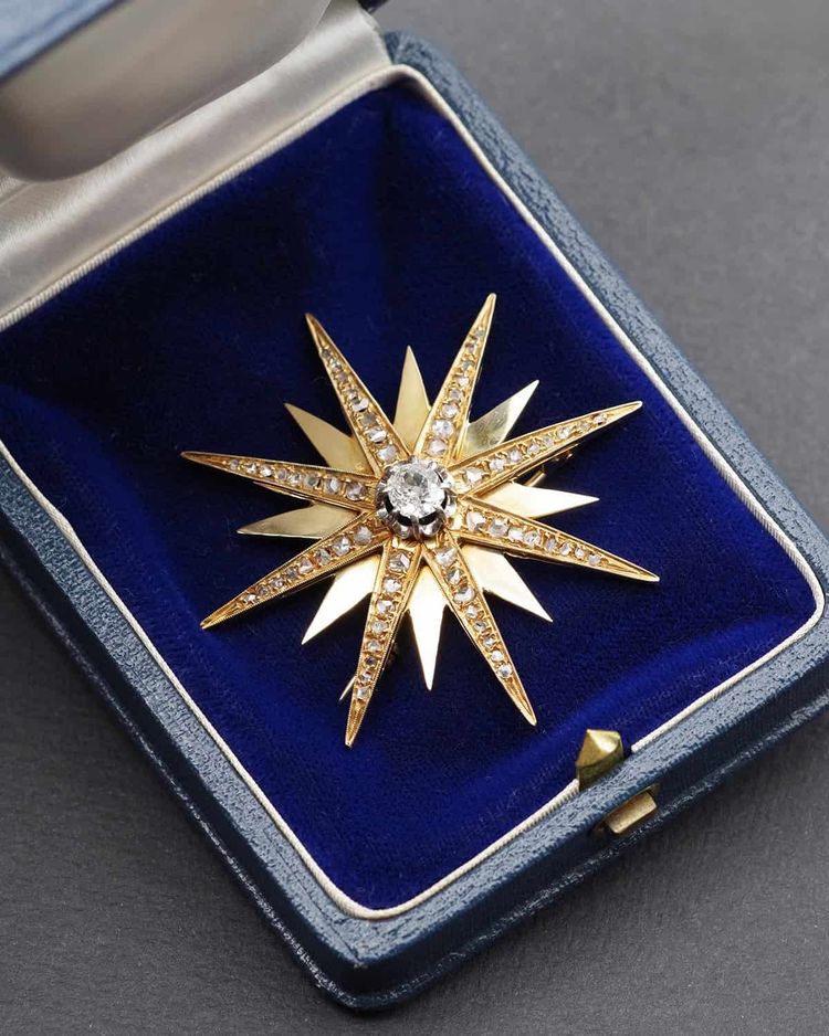 Grande spilla a forma di stella di Napoleone III in oro 18k, gioiello celeste, gioiello antico, diamanti taglio antico 