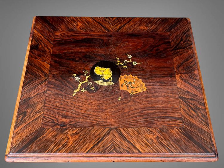 SERIES OF 4 JAPANESE-STYLE NESTING TABLES ATTRIBUTED TO "DAI-NIPPON 1889" IN PARIS