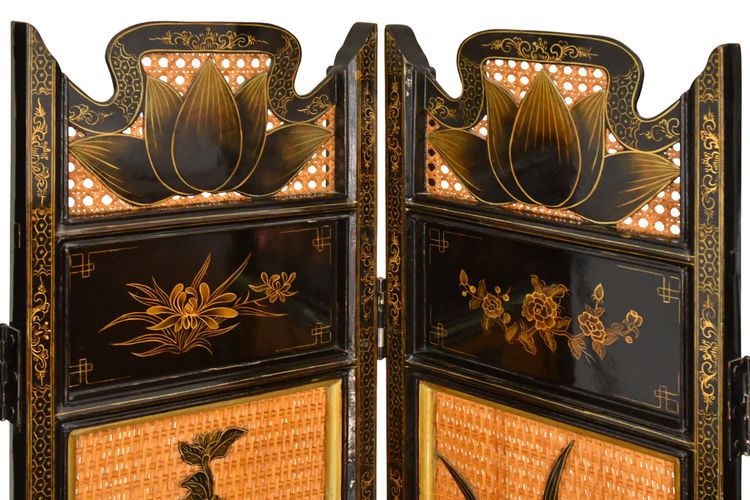 Paravento a quattro pannelli in stile giapponese con decorazione floreale 
