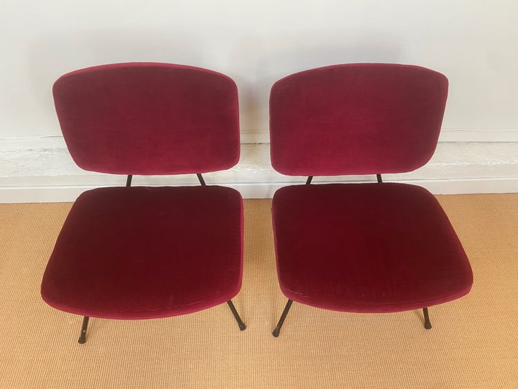 Pair of red velvet armchairs by Pierre Paulin for Thonet.