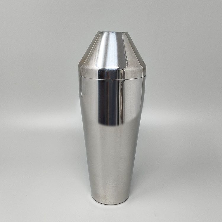1970s Gorgeous Cocktail Shaker. Made in Italy