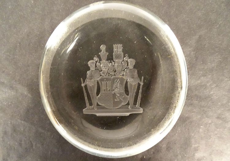 Engraved Crystal Paperweight Coat of Arms Welczeck Family Crest Silesia 19th Century