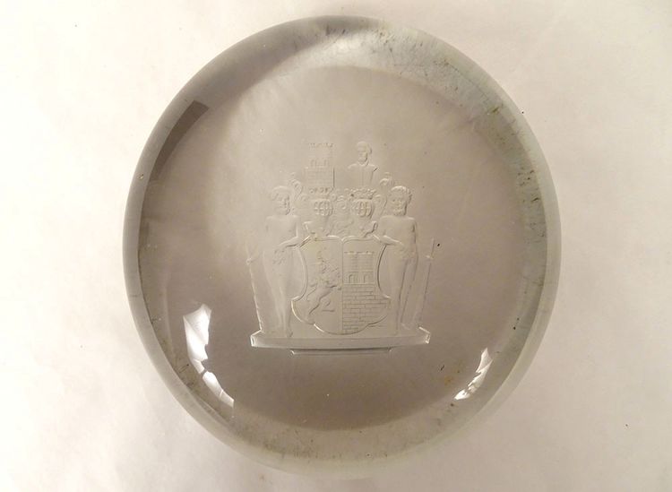 Engraved Crystal Paperweight Coat of Arms Welczeck Family Crest Silesia 19th Century