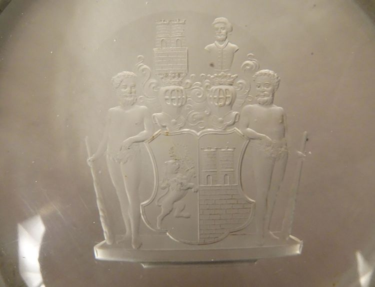 Engraved Crystal Paperweight Coat of Arms Welczeck Family Crest Silesia 19th Century