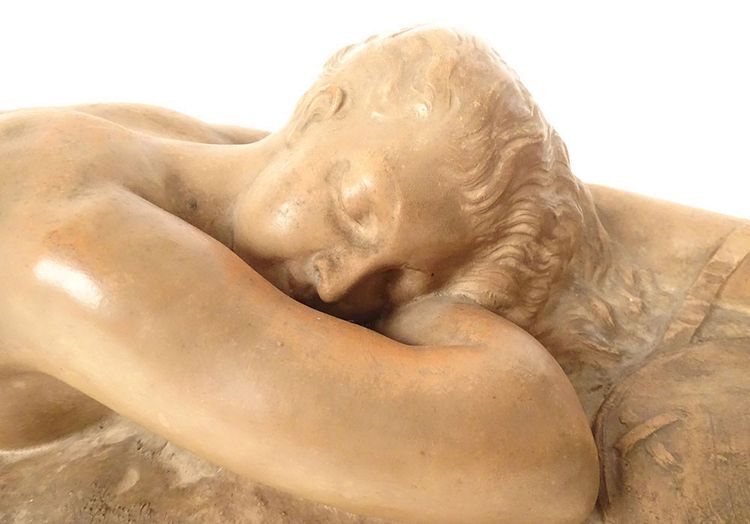 Grande scultura in terracotta Marcel Bouraine Donna nuda addormentata 90,5 cm XX secolo