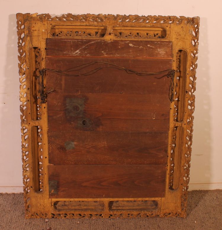 18th Century Italian Mirror In Gilded Wood