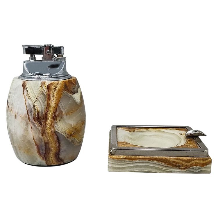 Splendido set da fumo anni '60 in onice. Prodotto in Italia.
