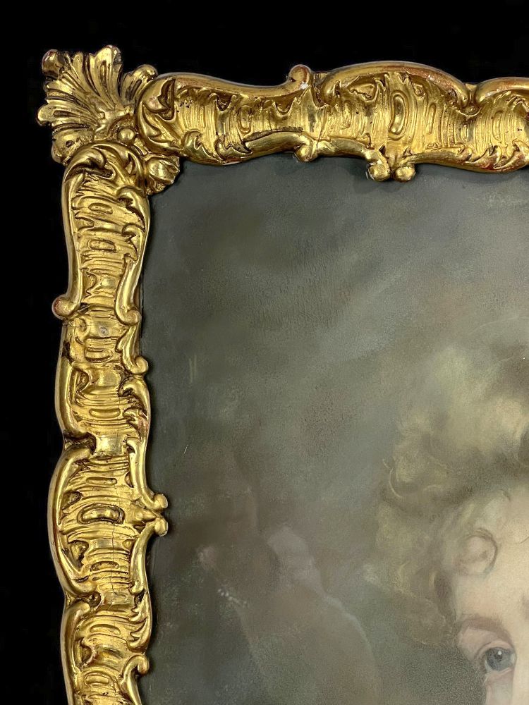 PASTEL SOUS VERRE ENCADRÉ DU XIXe REPRESENTANT UN PORTRAIT DE FEMME ELEGANTE