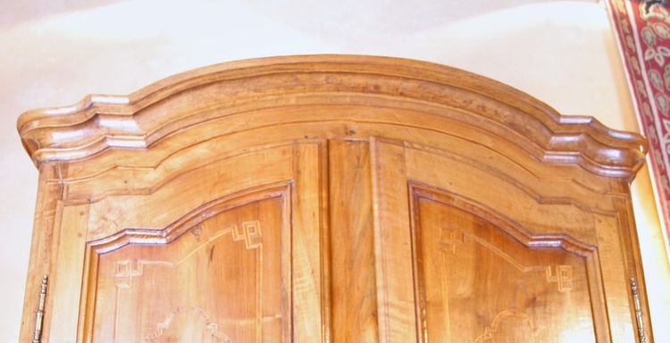 Large scriban sideboard in blond walnut