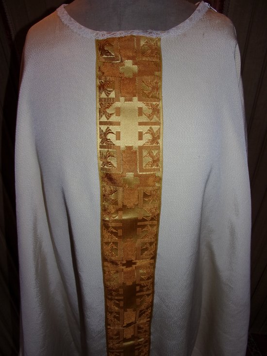 Chasuble de forme gothique, époque milieu XXe siècle