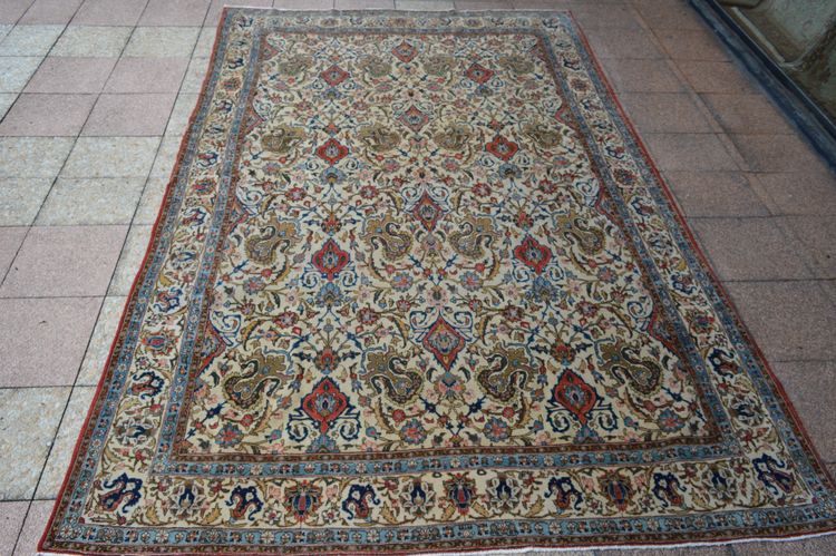 Ghom wool rug – Iran