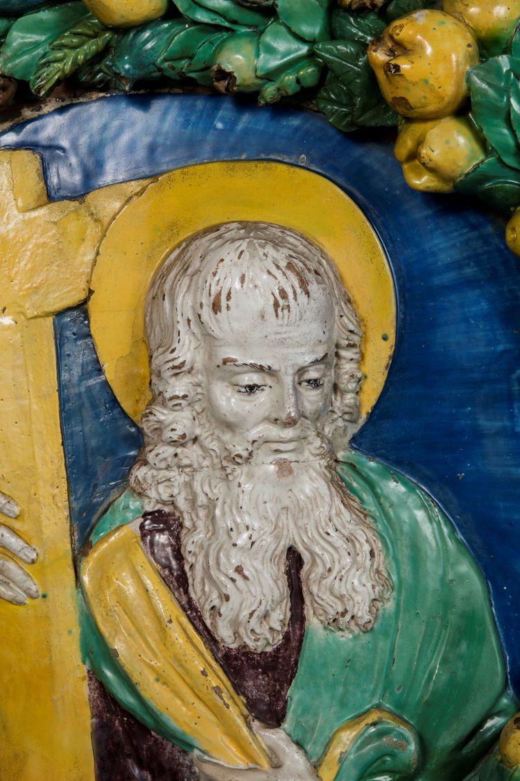 Santi Buglioni, tondo in terracotta raffigurante "Sant'Andrea"