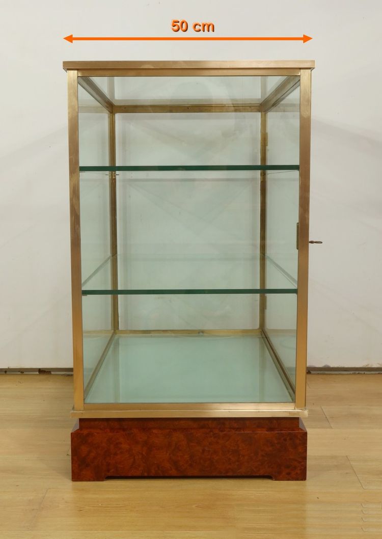 Coppia di vetrine in ottone e olmo – 1950