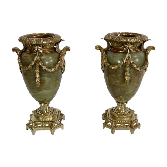  Importante Paire de Vases en Onyx et Bronze, style Louis XVI - 2ème partie XIXe 