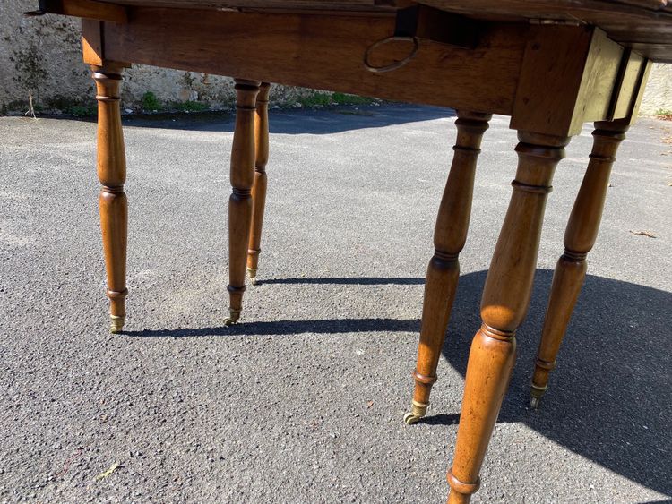 Tble à volets ovale en merisier