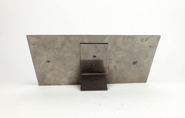 Scultura astratta in metallo nello stile di Jean Campa
