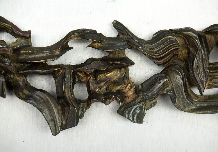 Scultura astratta in metallo nello stile di Jean Campa
