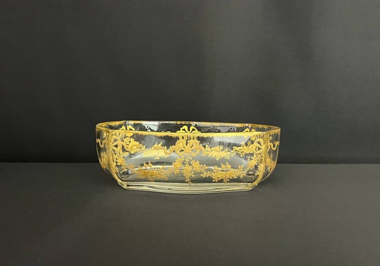 Vaso in cristallo con decorazione a rilievo in oro – Opera francese, fine XIX/inizio XX secolo