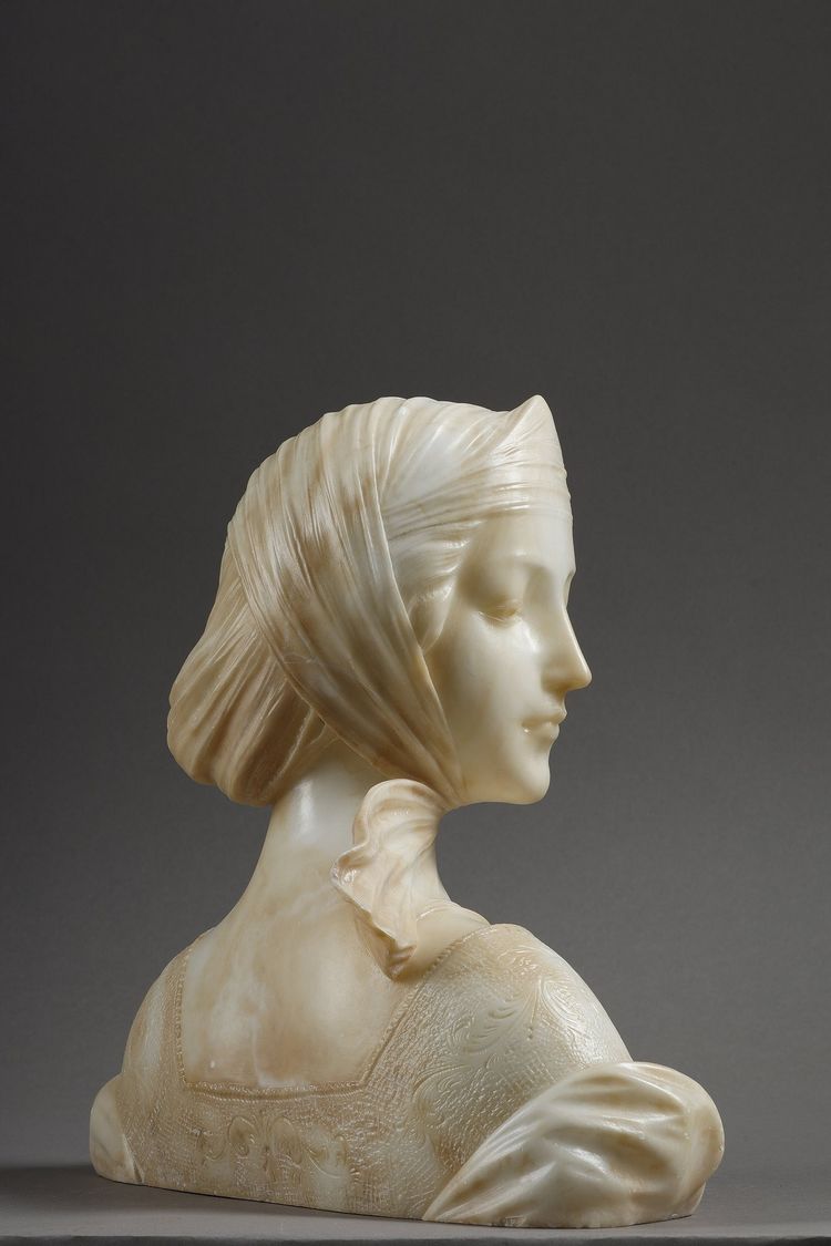 Busto di giovane donna in alabastro, firmato sul retro "A Genna" - Amadéo Gennarelli (1881-1943)