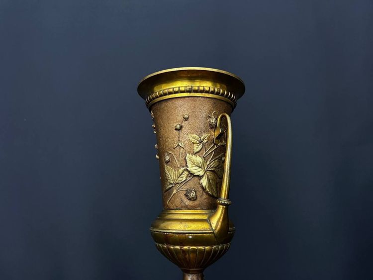 Decorative vase in gilded bronze and red marble