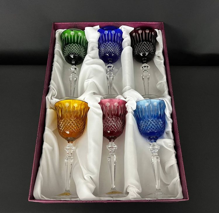 Set of 6 double-walled cut crystal wine glasses
