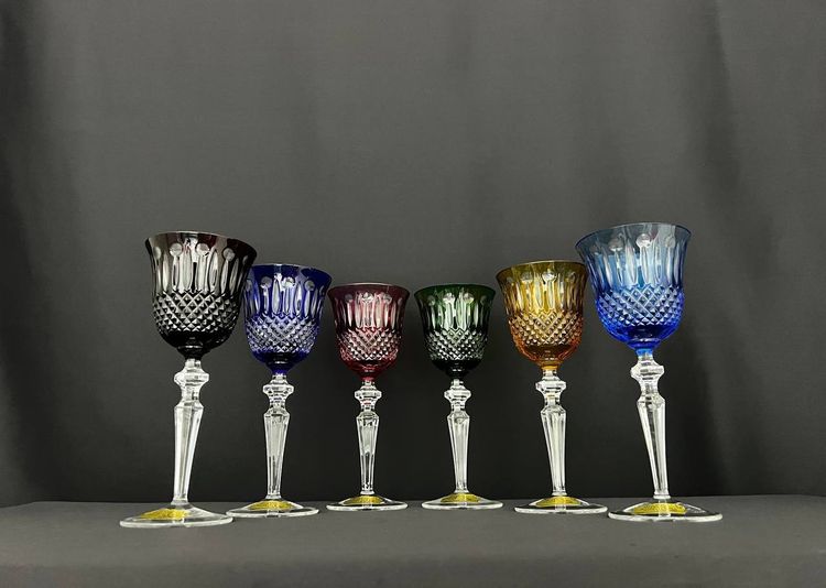 Set of 6 double-walled cut crystal wine glasses
