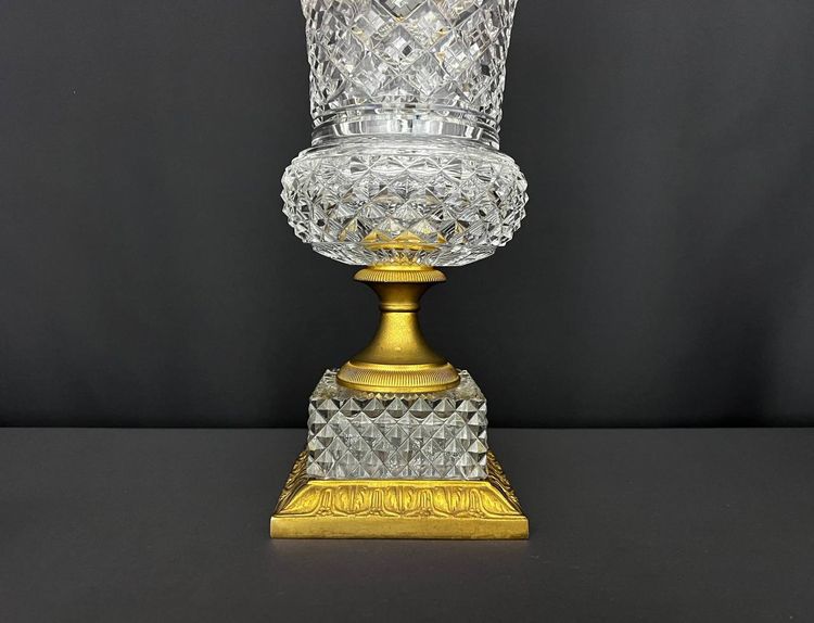Vaso mediceo in cristallo molato e bronzo 