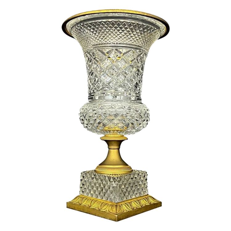 Vaso mediceo in cristallo molato e bronzo 
