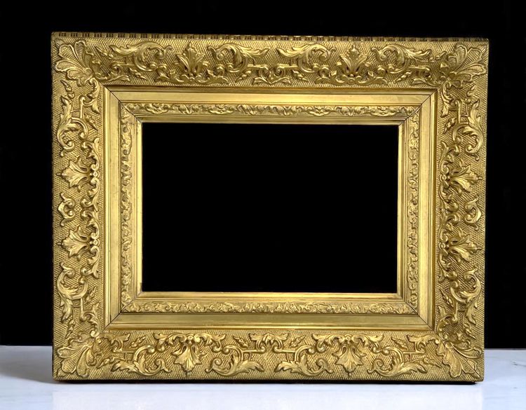 OLD WOODEN AND GOLD STUCCO FRAME FOR PAINTING 31.5 cm x 21.5 cm (BEAUTIFUL GILDING)