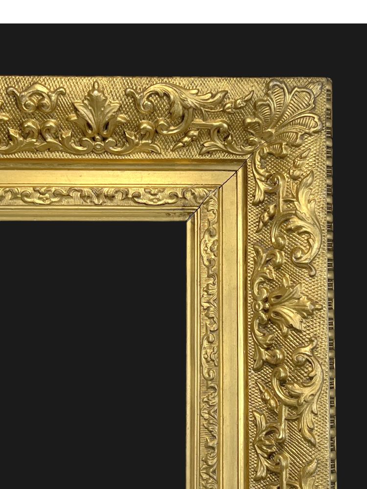OLD WOODEN AND GOLD STUCCO FRAME FOR PAINTING 31.5 cm x 21.5 cm (BEAUTIFUL GILDING)