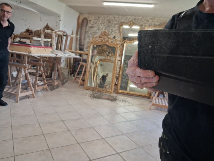 19th century mirror 173 x 120