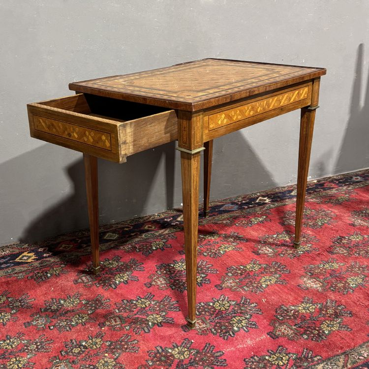 Straordinaio Tavolino Consolle Napoleone III