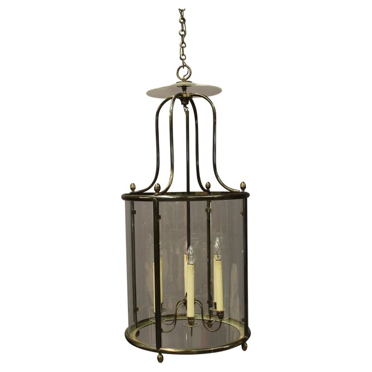 Importante lanterna in ottone a sei luci, diametro 52 cm, XX secolo