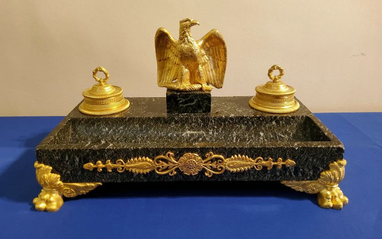 Double Inkwell with Imperial Eagle in gilded bronze and Green Marble, Empire style, 19th century