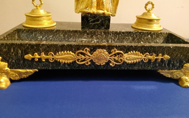 Double Inkwell with Imperial Eagle in gilded bronze and Green Marble, Empire style, 19th century