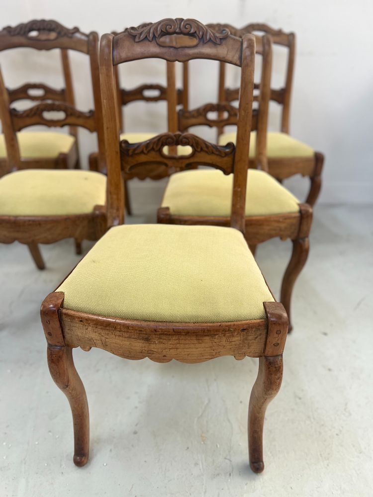 Set di sei sedie in stile Luigi Filippo in ciliegio, XIX secolo