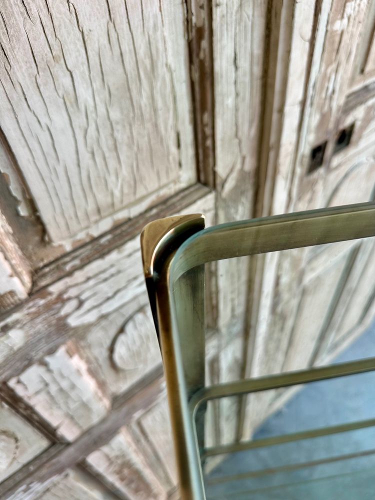 Designer shelf attributed to QUINET circa 1960