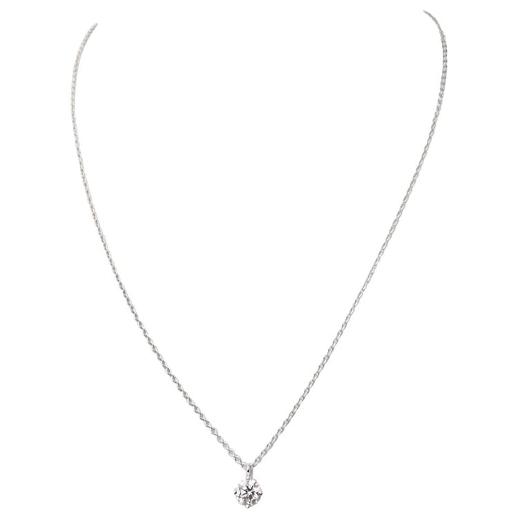 Collana con solitario in oro bianco e diamanti da 0,70 ct