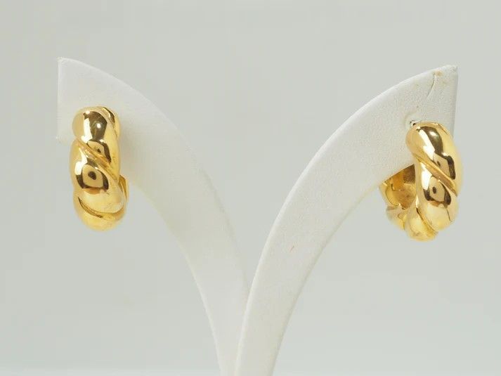 Boucles d'oreilles créoles torsadées en or jaune