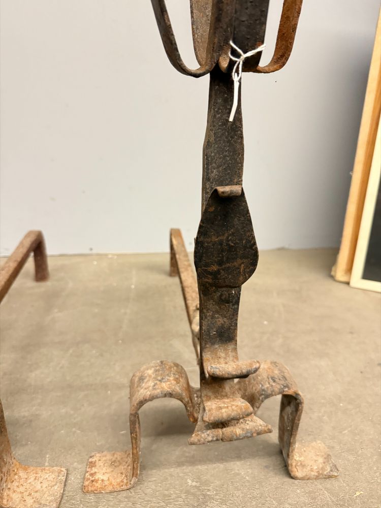 Ancienne paire de chenets toscans en fer forgé, XVIIIe siècle, 57x30 cm