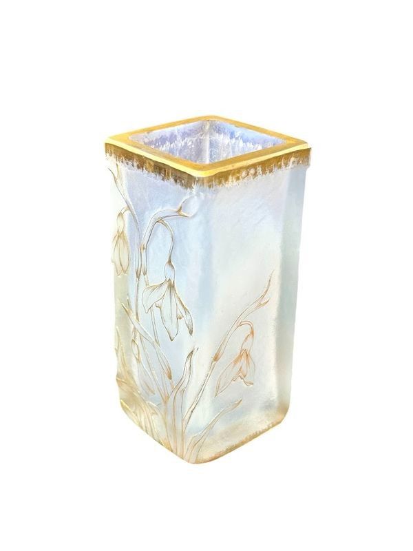 Vaso Daum Art Nouveau "Bucaneve".