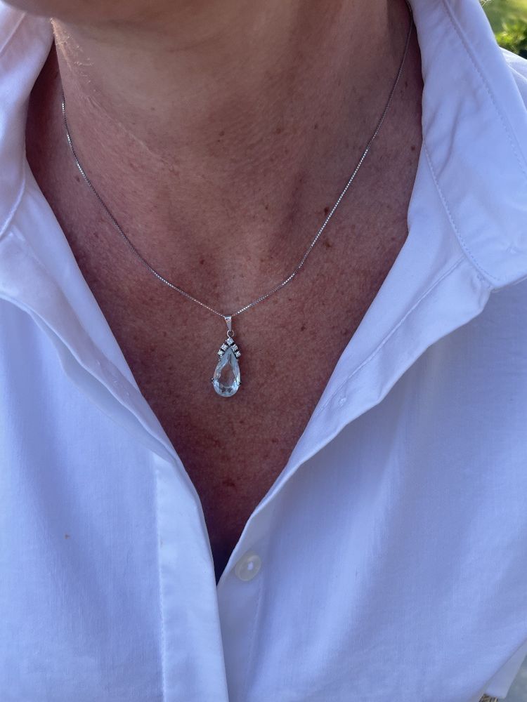 Pendentif Serti D’une Aiguë Marine Et Diamants