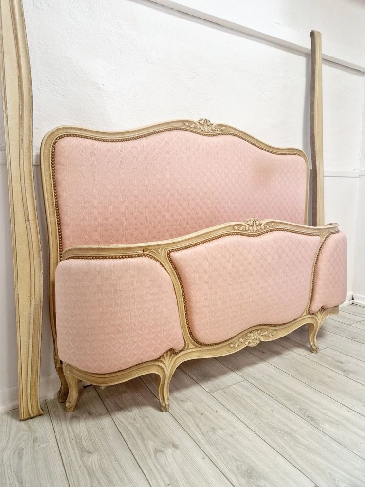 Letto matrimoniale Corbeille rosa francese in stile Luigi XV