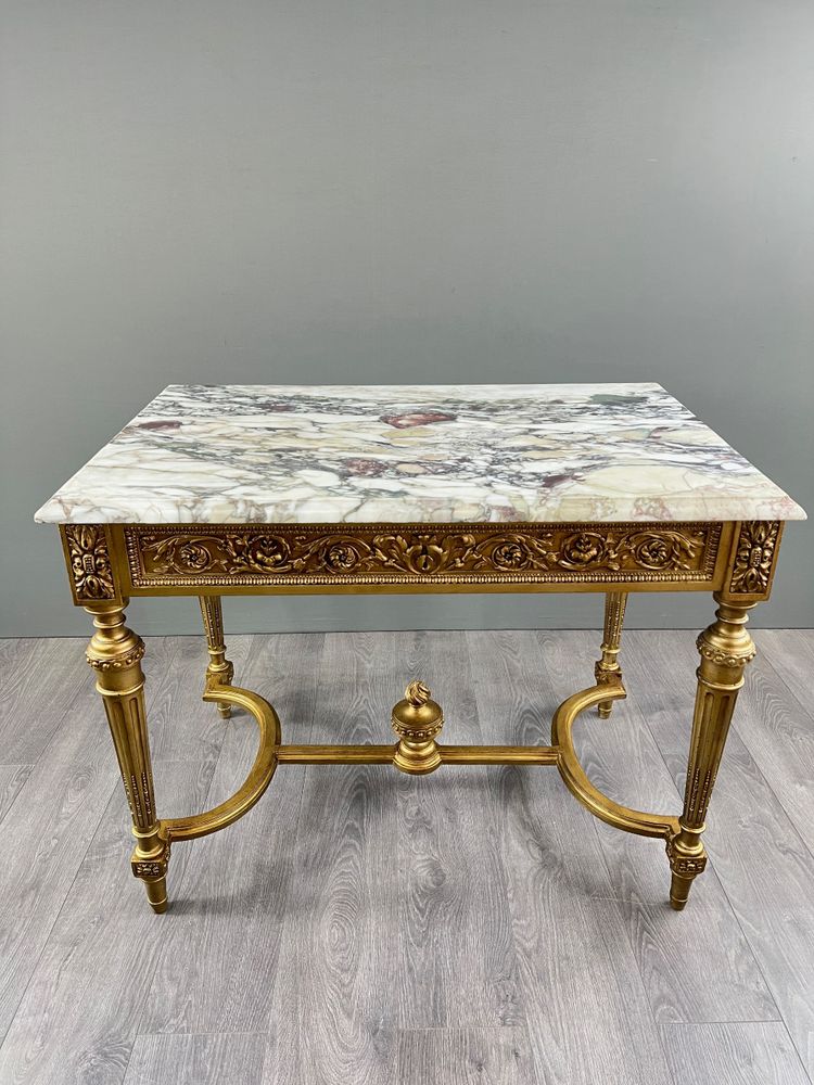 Table de Style Louis XVI à Plateau en Marbre – XIXe Siècle